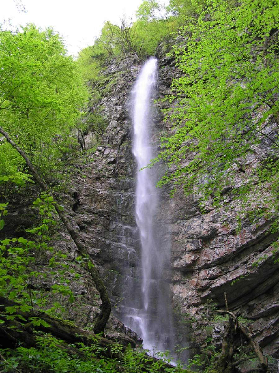 Waterfall Zeleni vir in Skrad